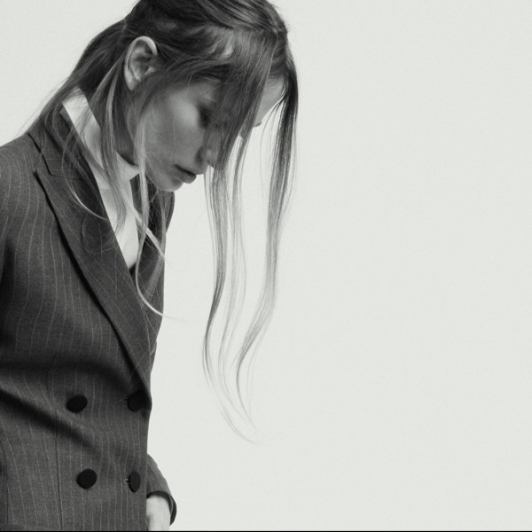 Why we should look chic more often